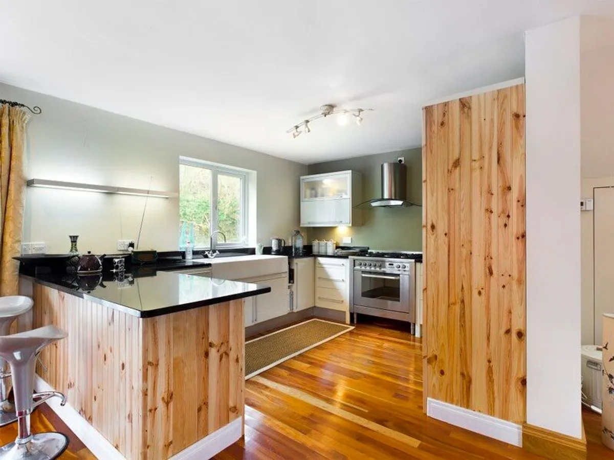 Kitchen for Sale - Image 2