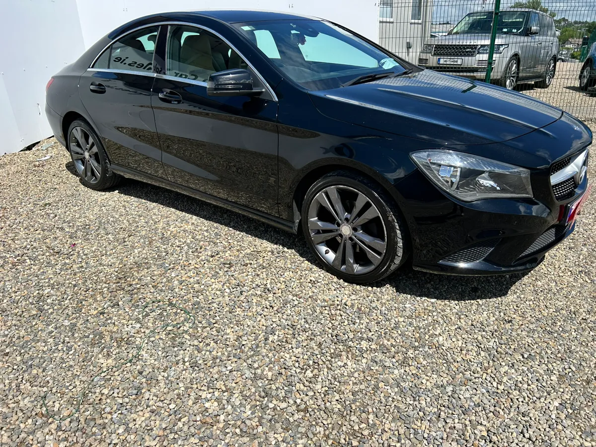 mercedes CLA automatic  Petrol - Image 4
