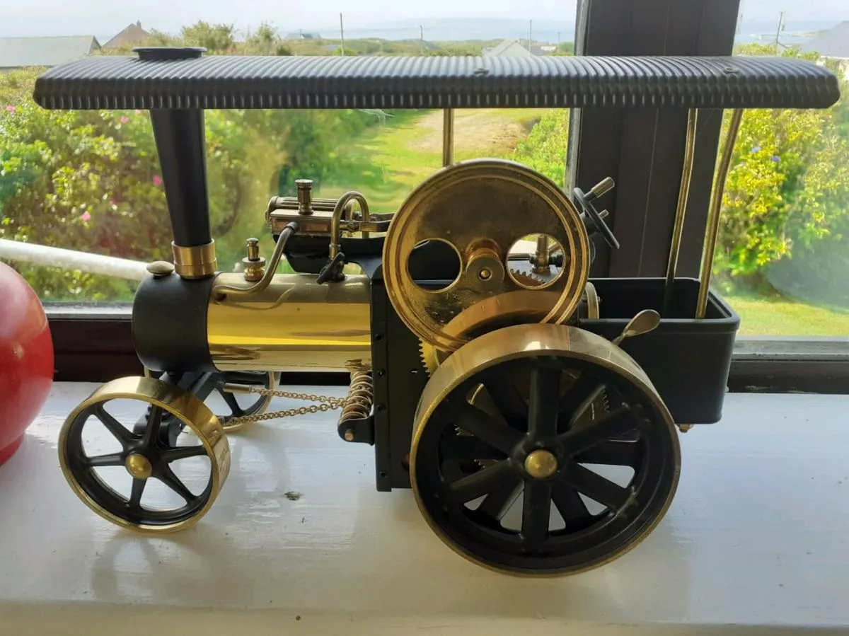 Model Steam Engine