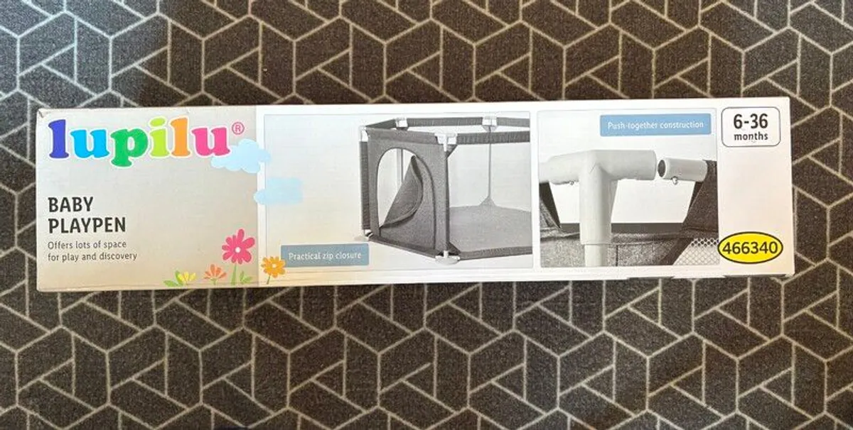 play pen - Image 1