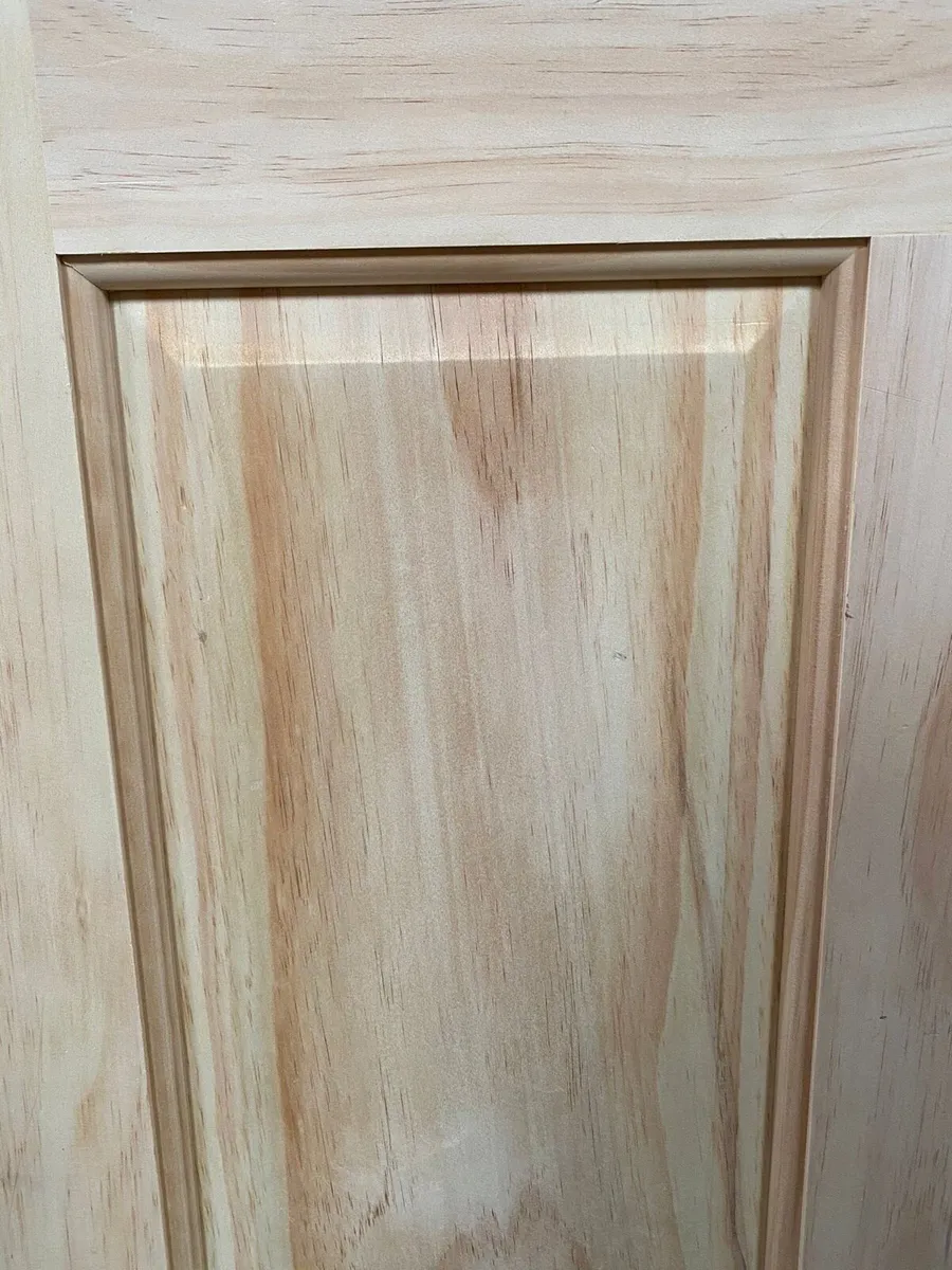 Solid core clear pine doors ready for prime! - Image 4