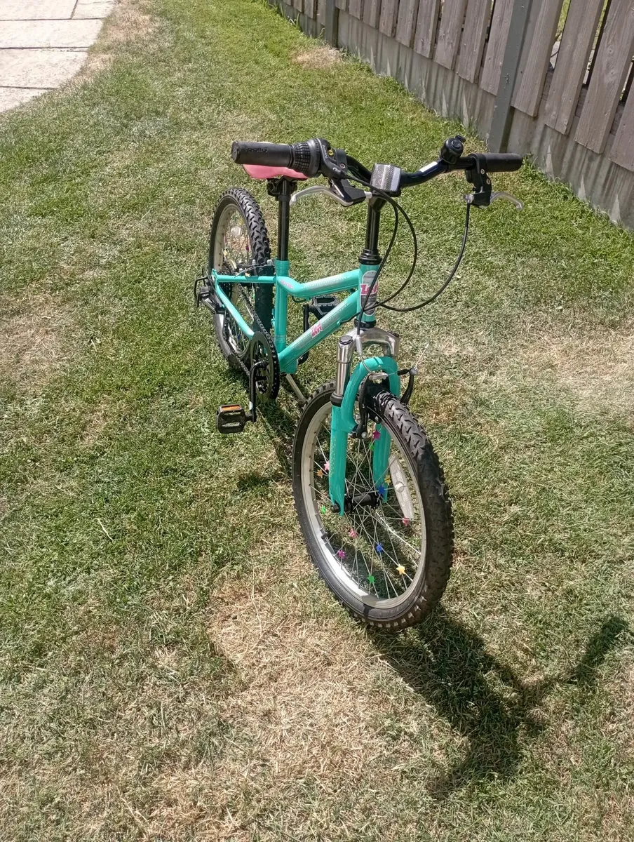 Girls bike - Image 3