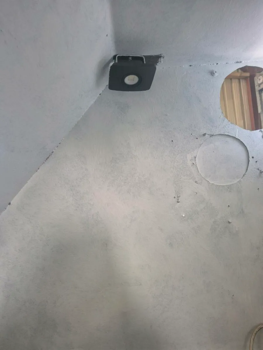 Large sandblasting cabinet - Image 4