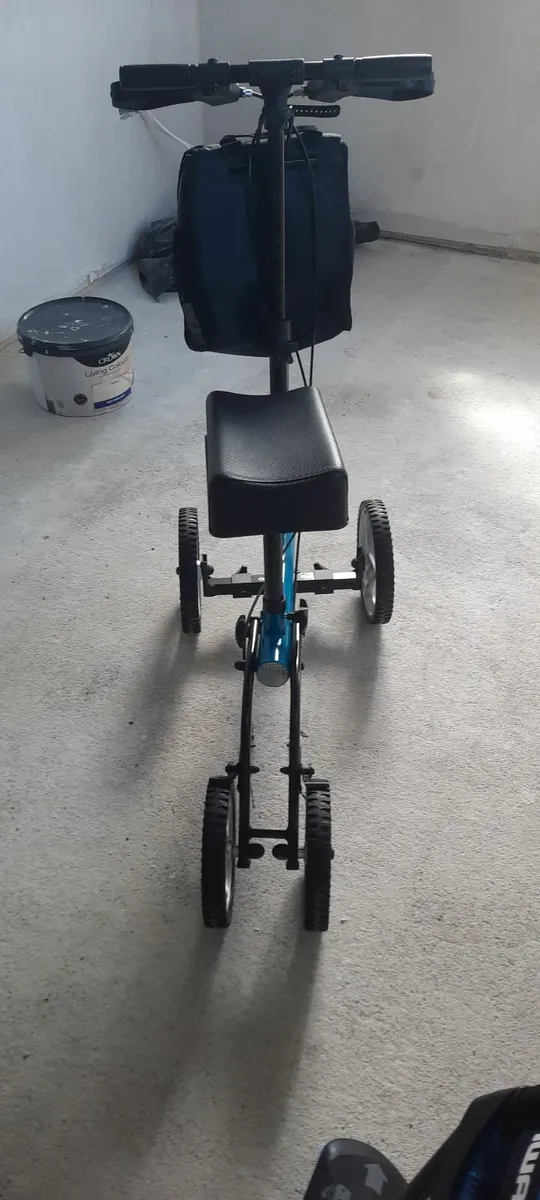 Knee Scooter outdoor and indoor - Image 4