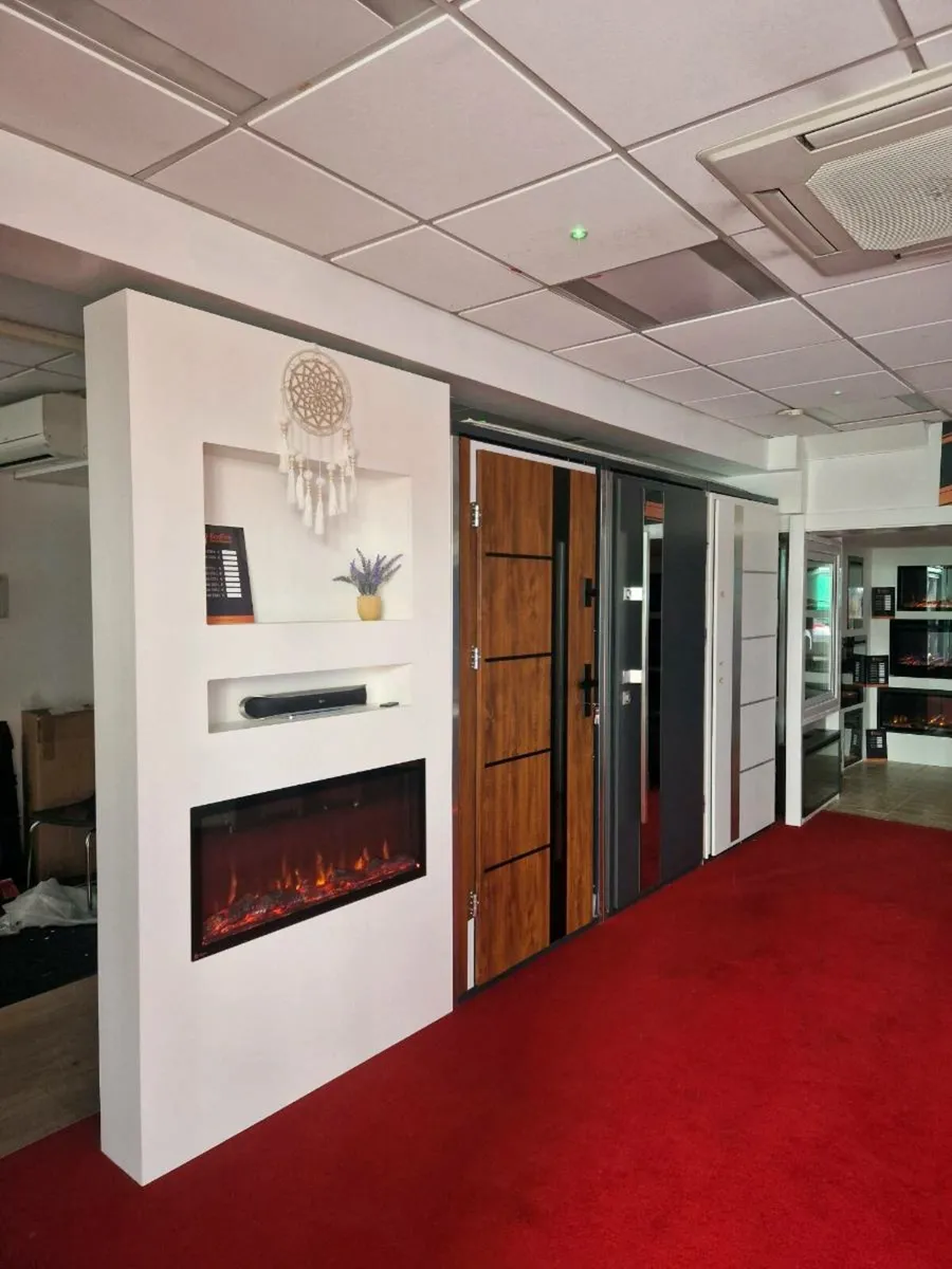 Show room.Doors & Fireplaces. - Image 2