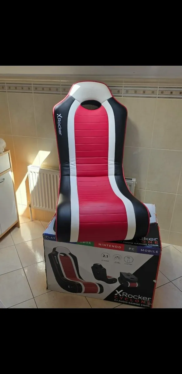 X Rocker gaming chair - Image 1