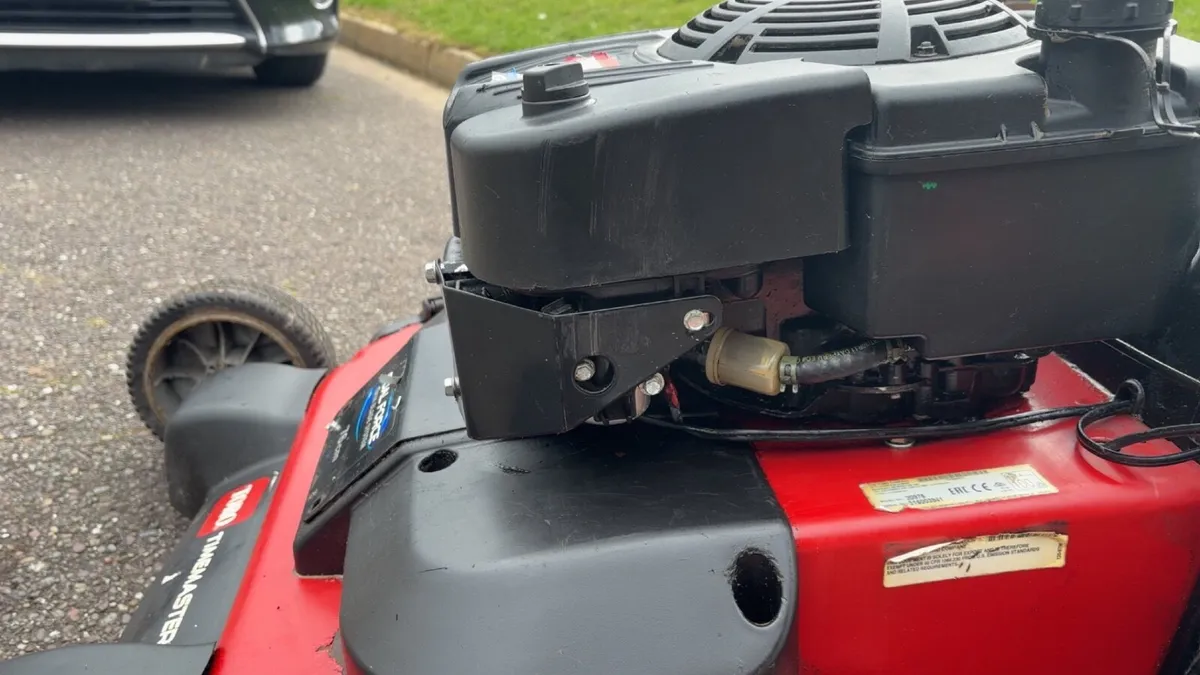 Toro time master lawnmower - Image 3
