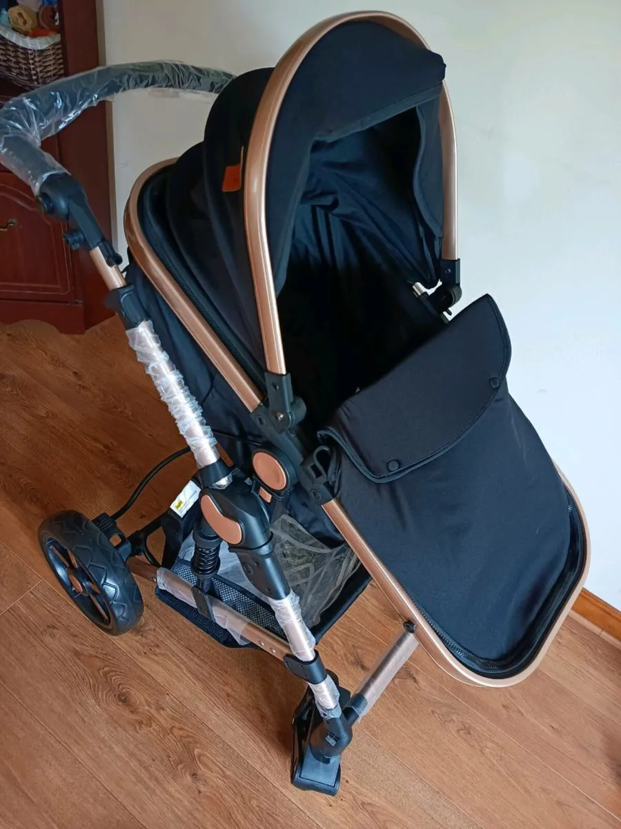 New magic zc stroller and car seat - Image 4