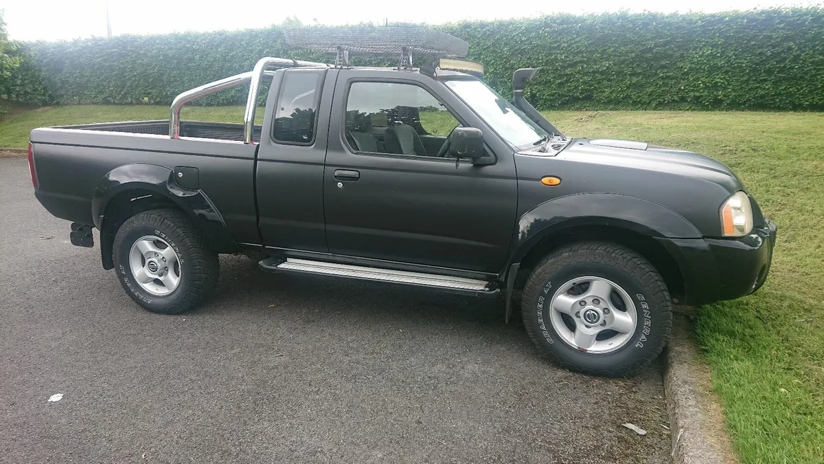 Nissan Navara 2004 - Image 1