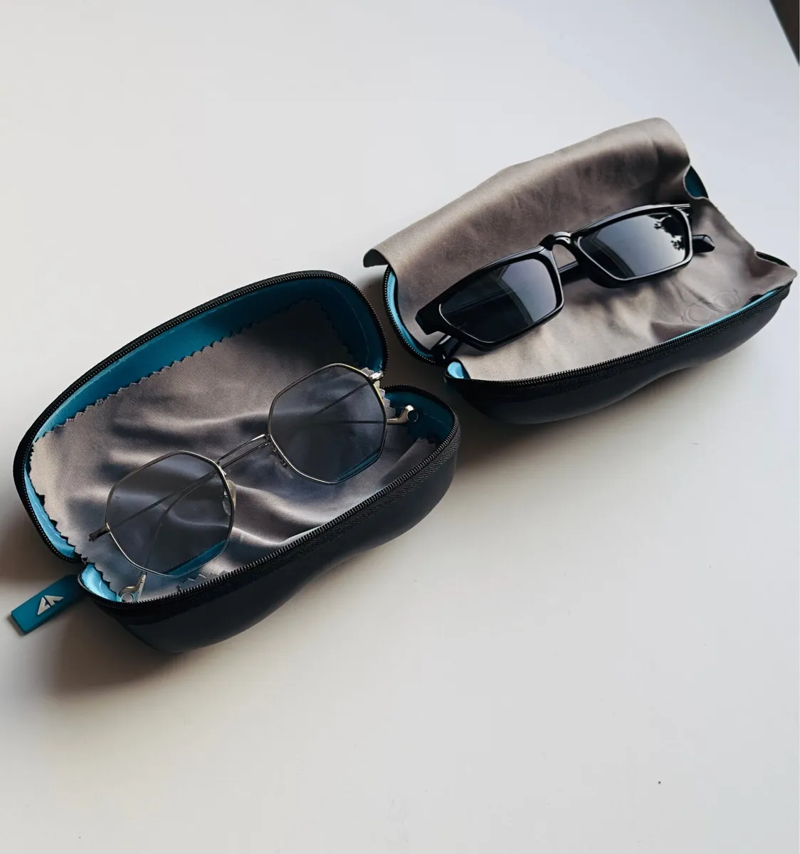 Sunglasses Unisex Stylish Good Condition with Case - Image 4