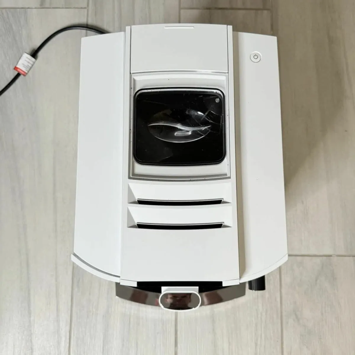 Jura E4 Automatic Coffee Machine Piano White - Image 3