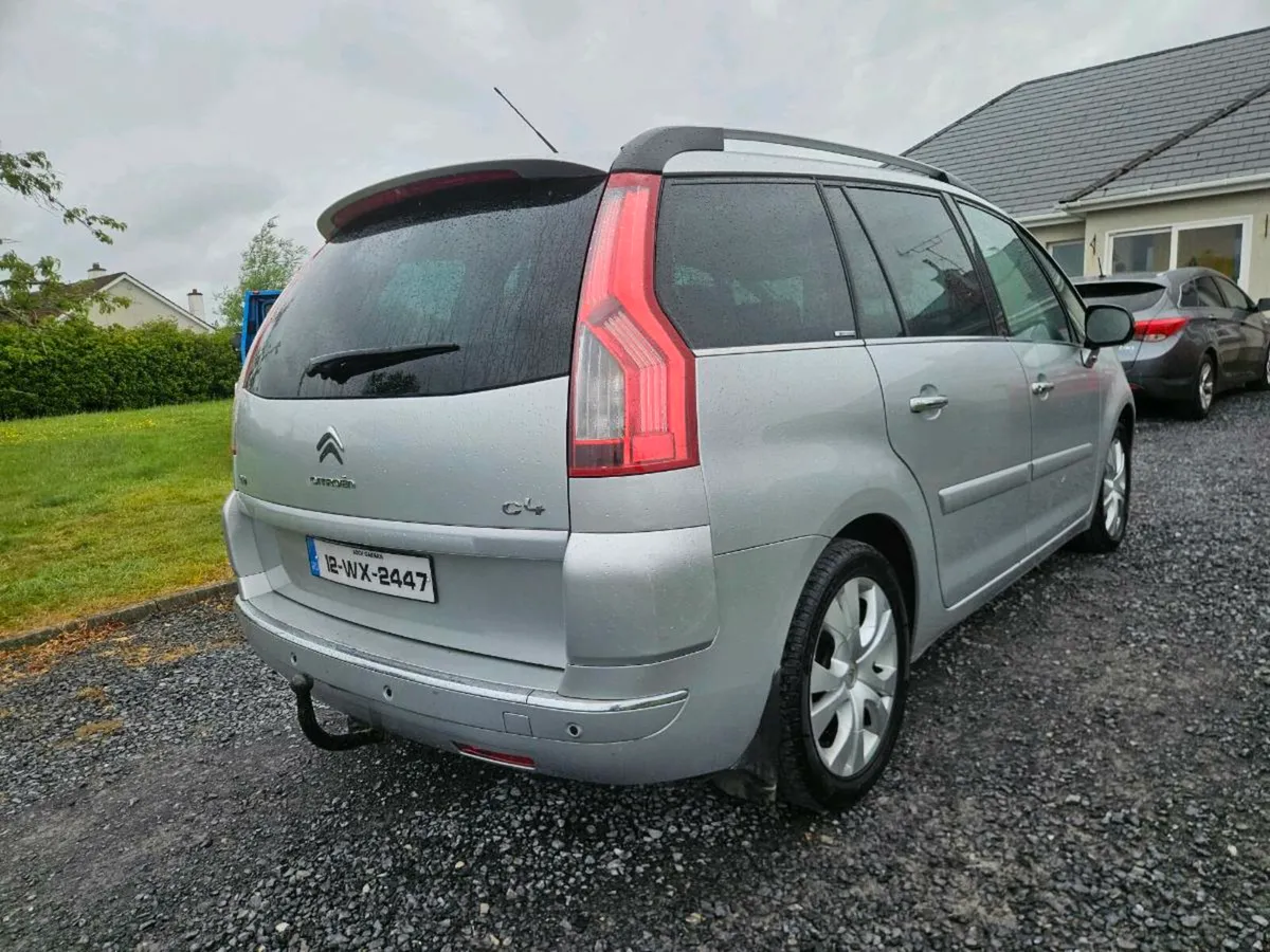 AUTOMATIC 2012 C4 PICCASSO 7 SEATER - Image 1