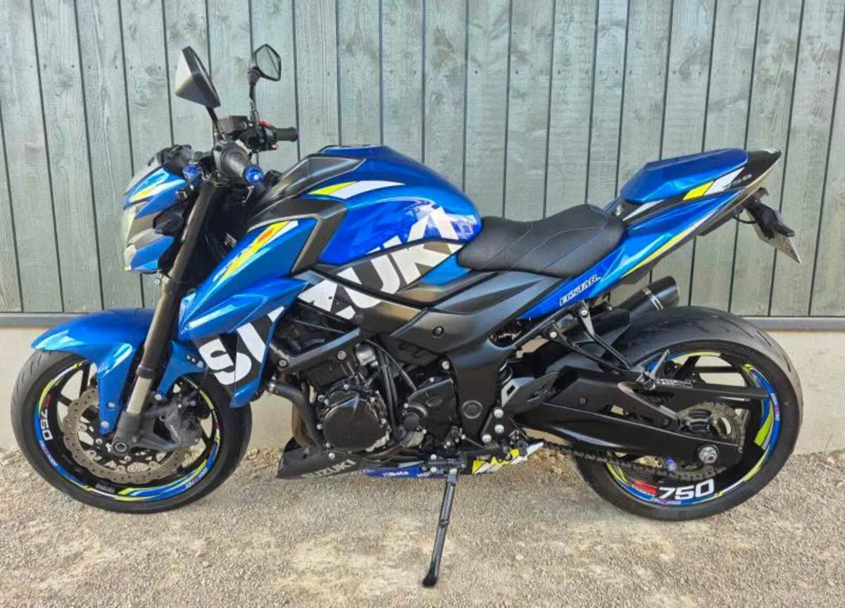 Suzuki GSX-S 749cc - Image 1