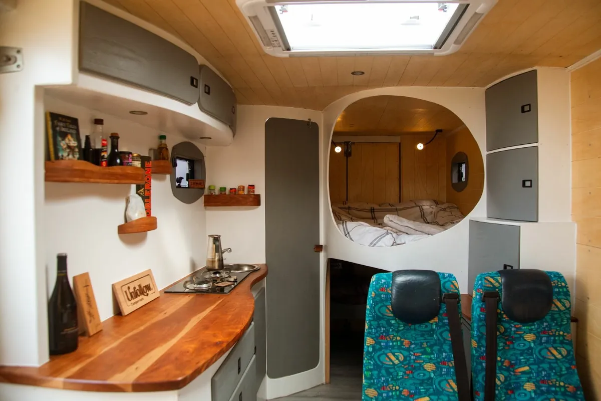 Camper Van (4-berth) - Image 4