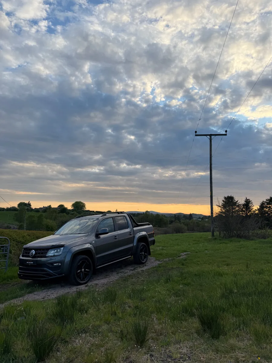 182 Volkswagen Amarok 3.0 V6 High Line - Image 2