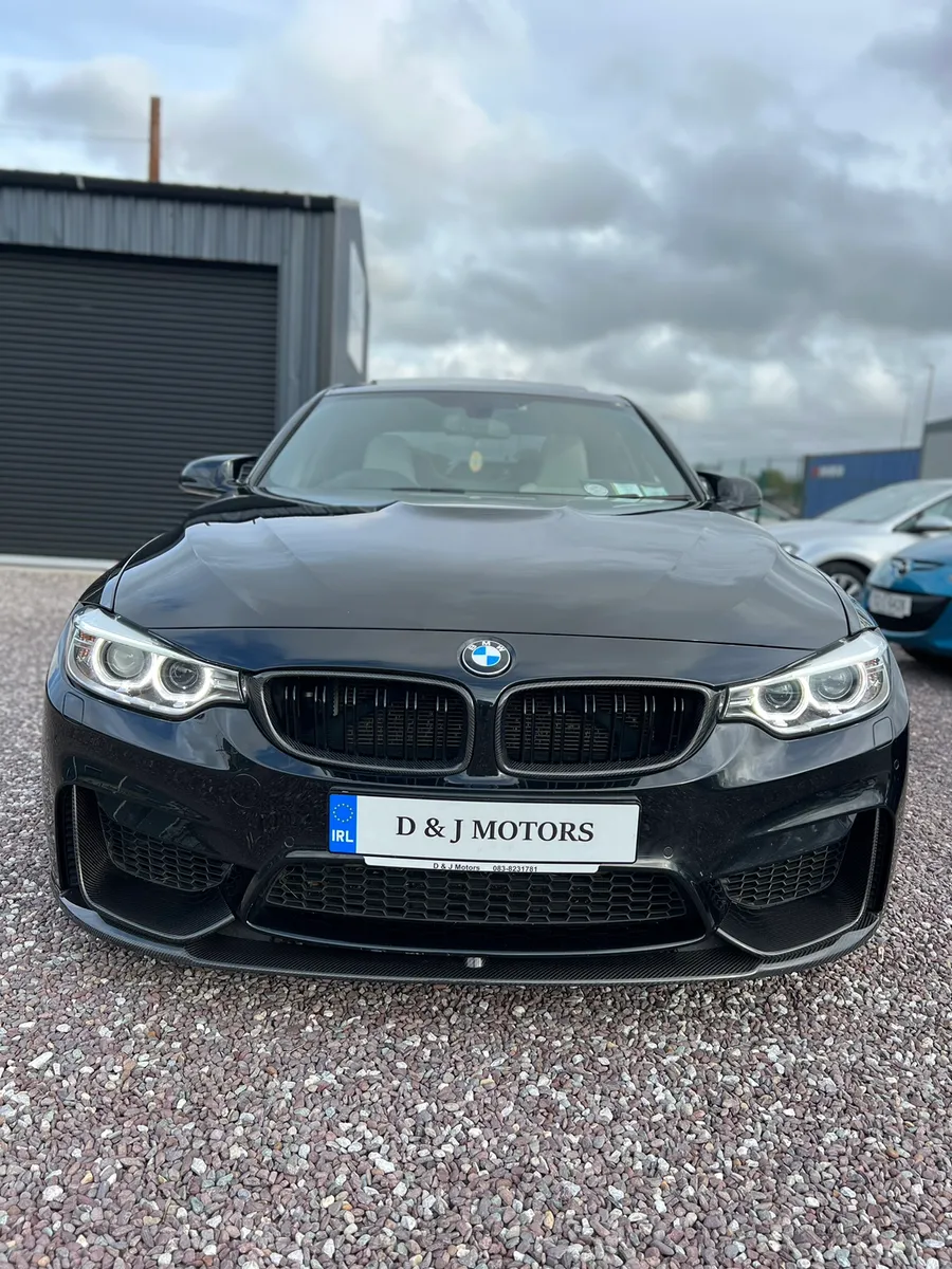 BMW M3 F80 DCT LCI SUNROOF HUGE SPEC CARBON KITTED - Image 4