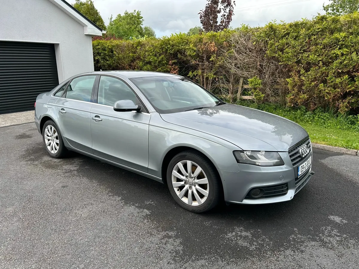 Audi A4 2009 - Image 1