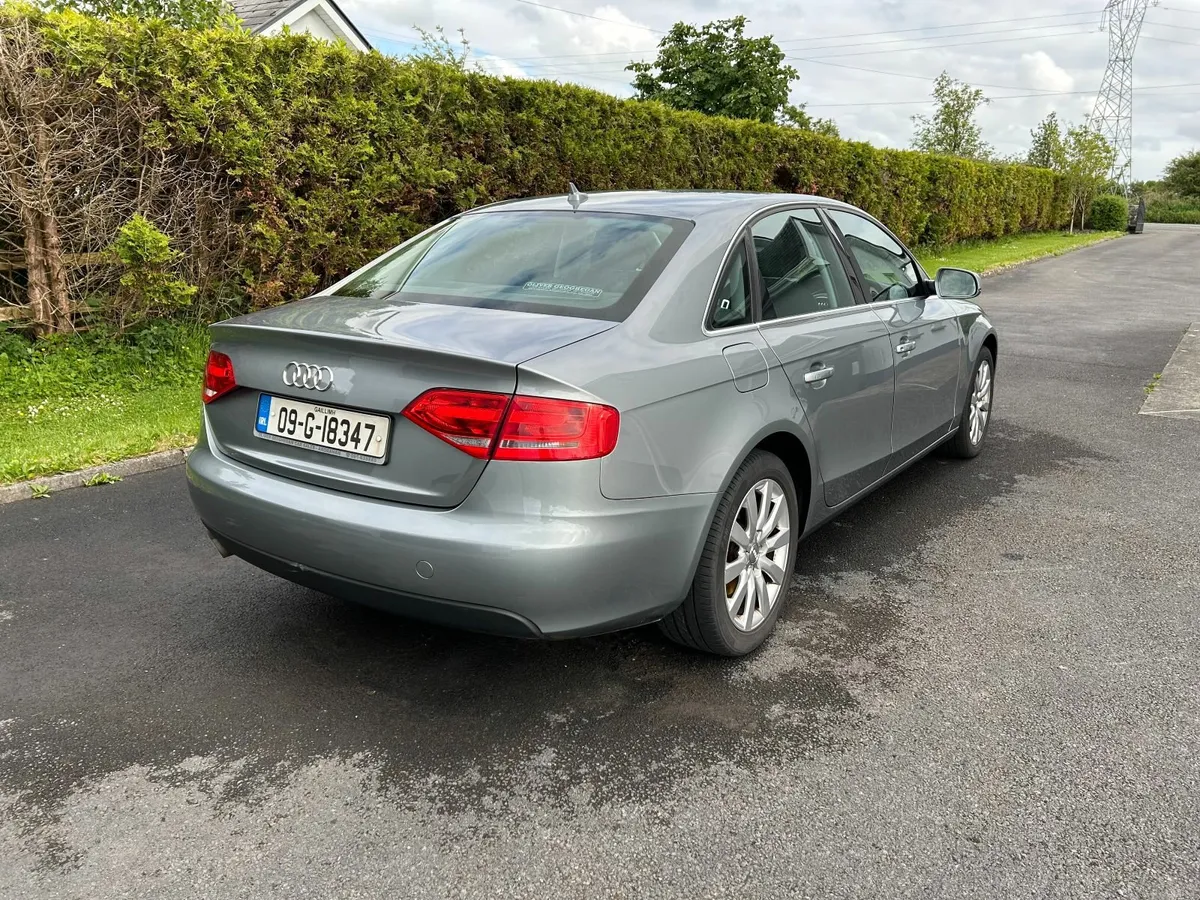 Audi A4 2009 - Image 4