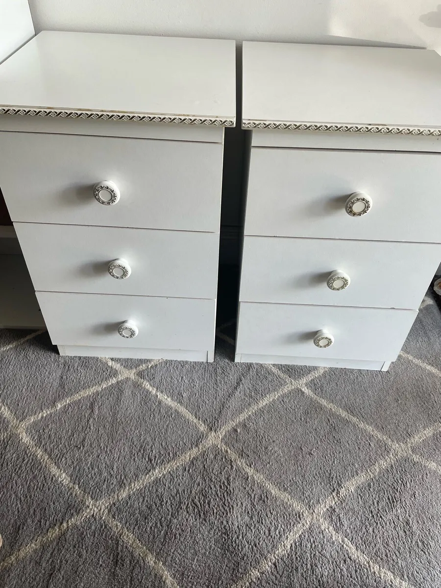 Bedside pair Deep lockors & new ottoman - Image 1