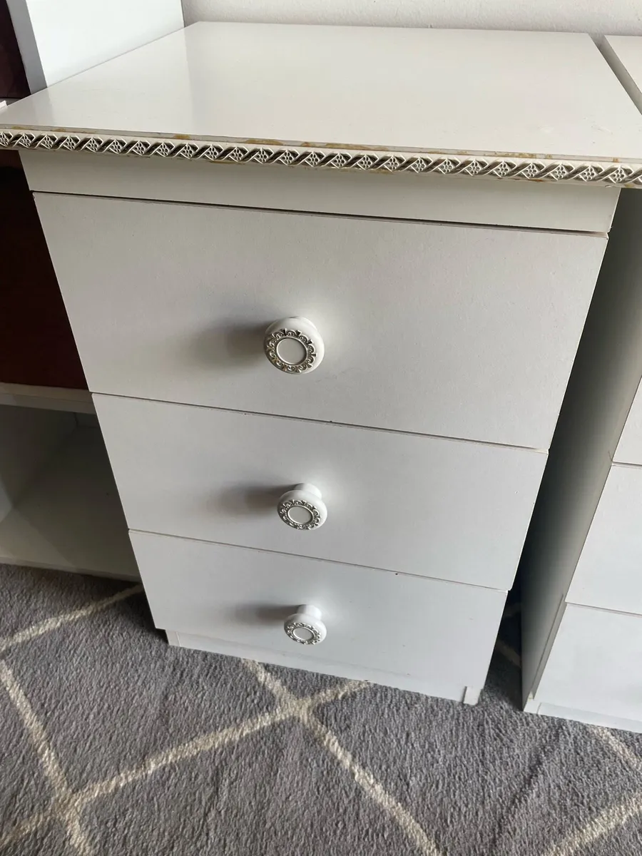Bedside pair Deep lockors & new ottoman - Image 2