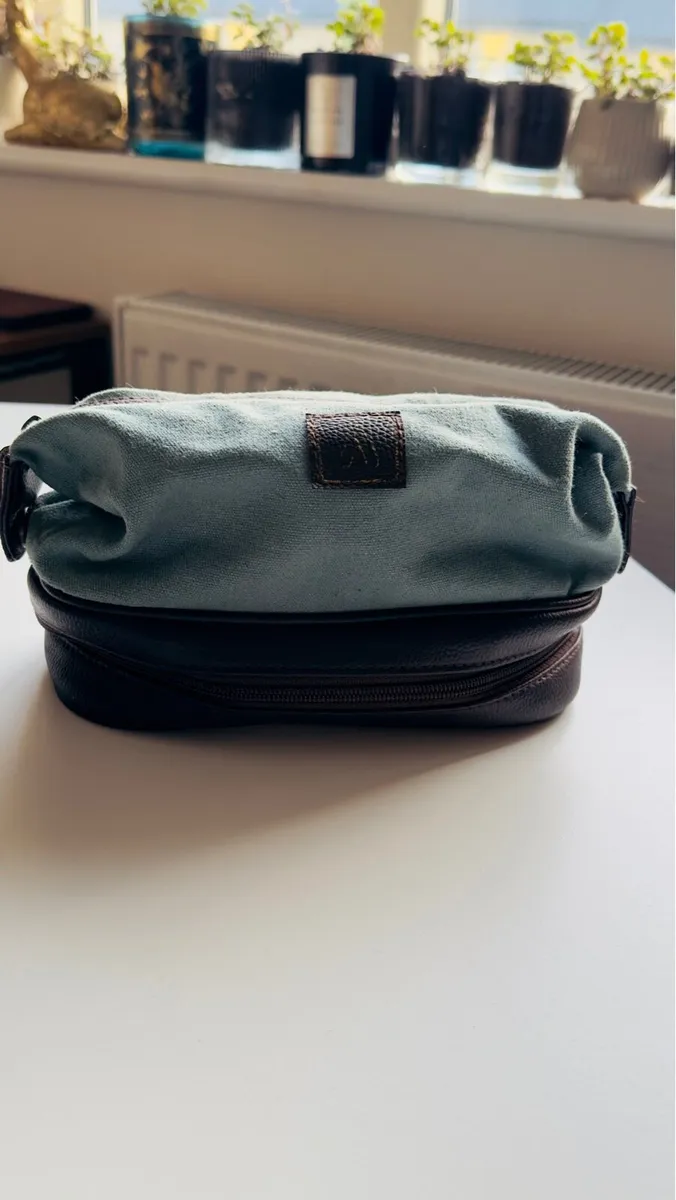 Toiletries Bag - Image 2