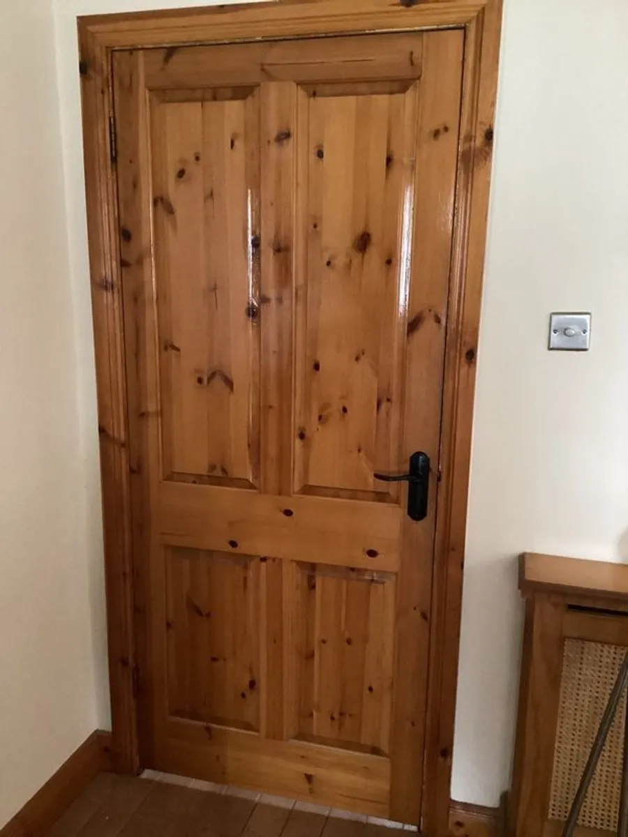Internal Wooden Doors - bargain - Image 2