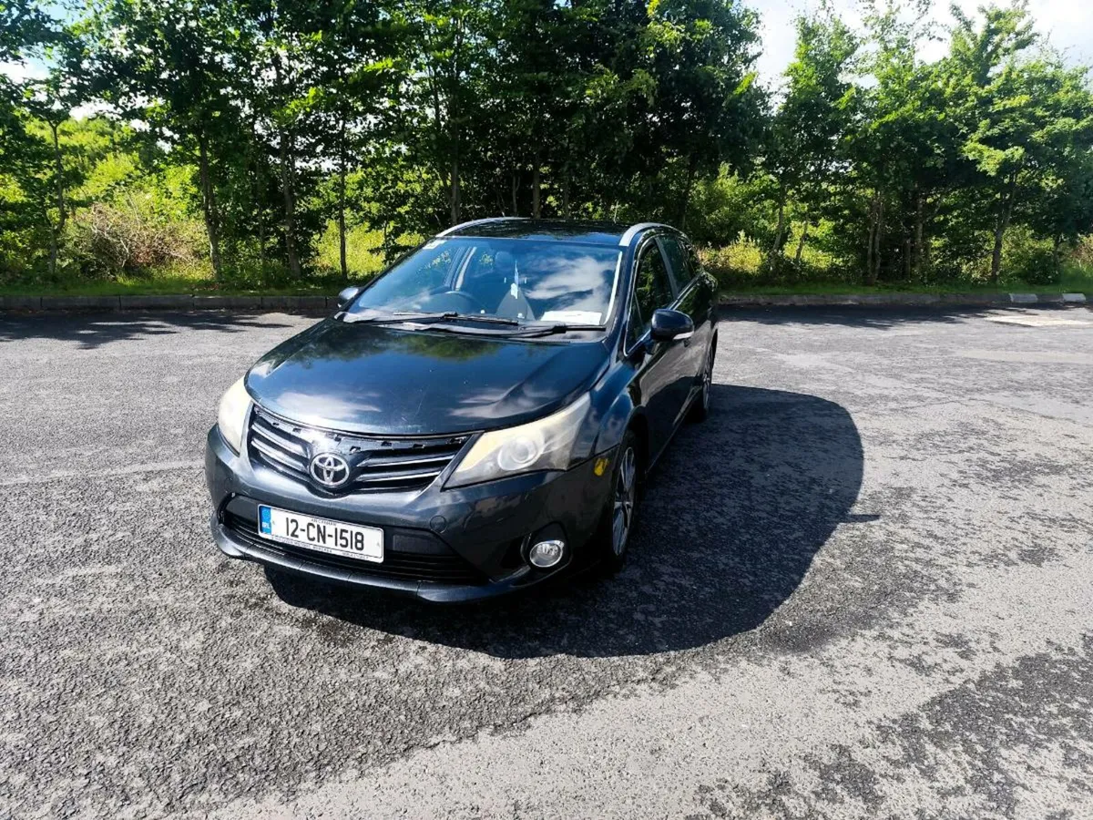 Toyota avensis automatic - Image 2
