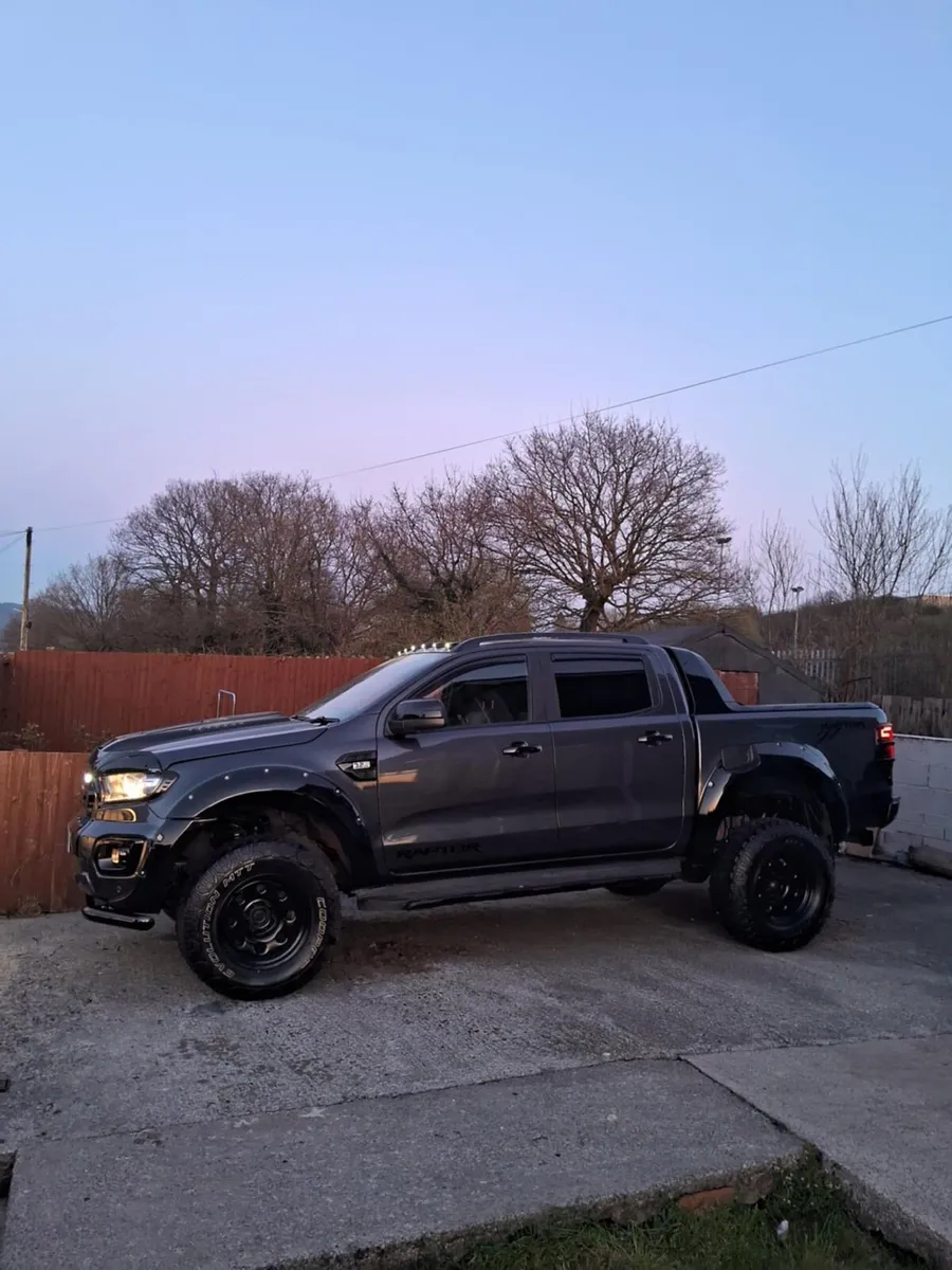 Ford ranger wild track raptor - Image 4