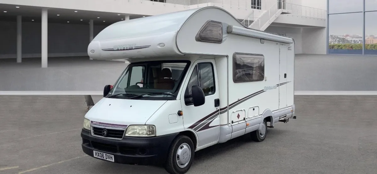 06 Swift Sundance 590rs 4berth As new - Image 2