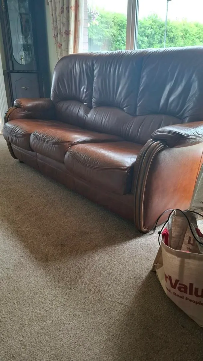 Brown leather suite, 3 seater and 2 armchairs - Image 1