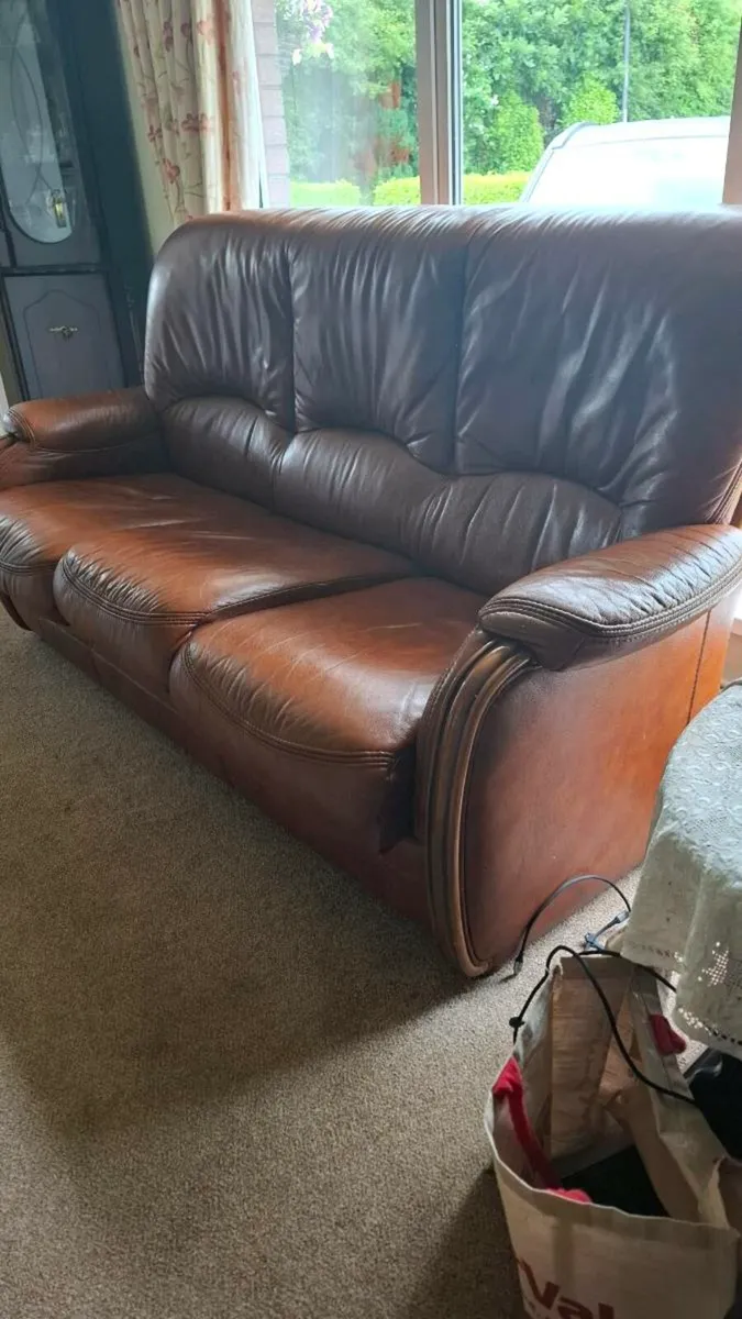 Brown leather suite, 3 seater and 2 armchairs - Image 2