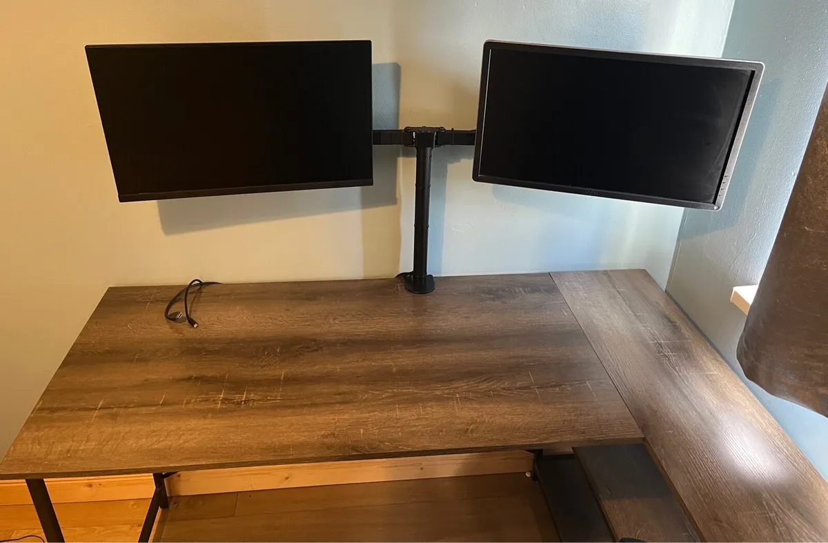 Remote Work/College/Gaming Complete Set Up - Image 4