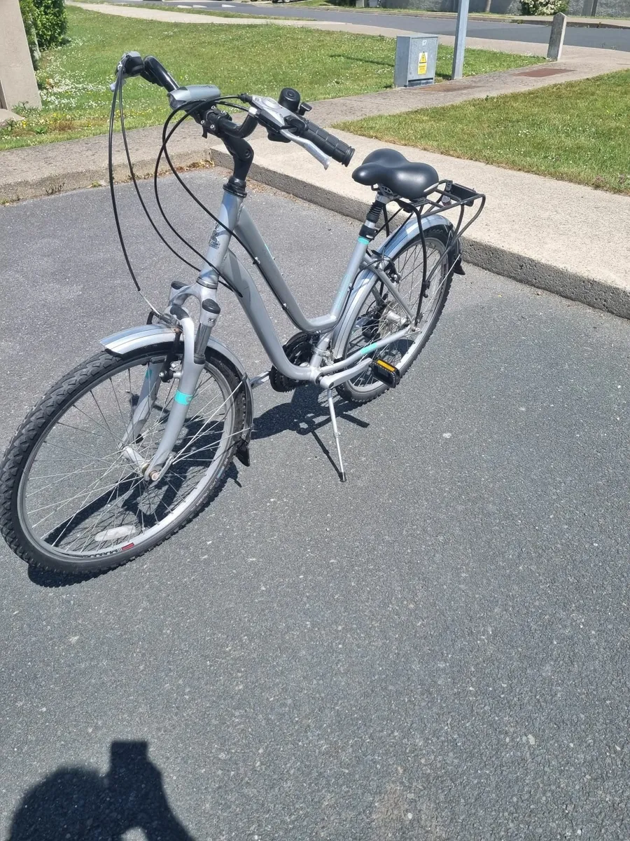 Ladies Bicycle - Image 2