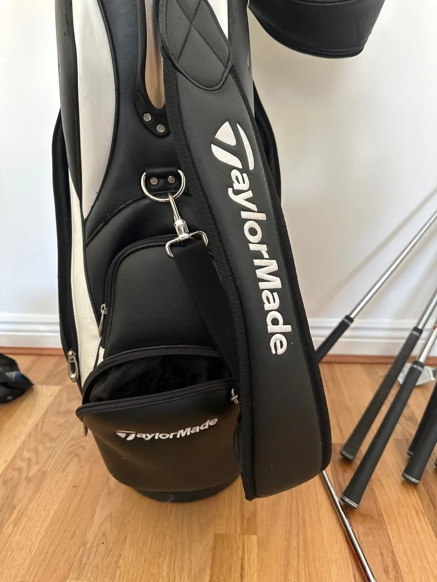 Taylormade irons and bag - Image 4