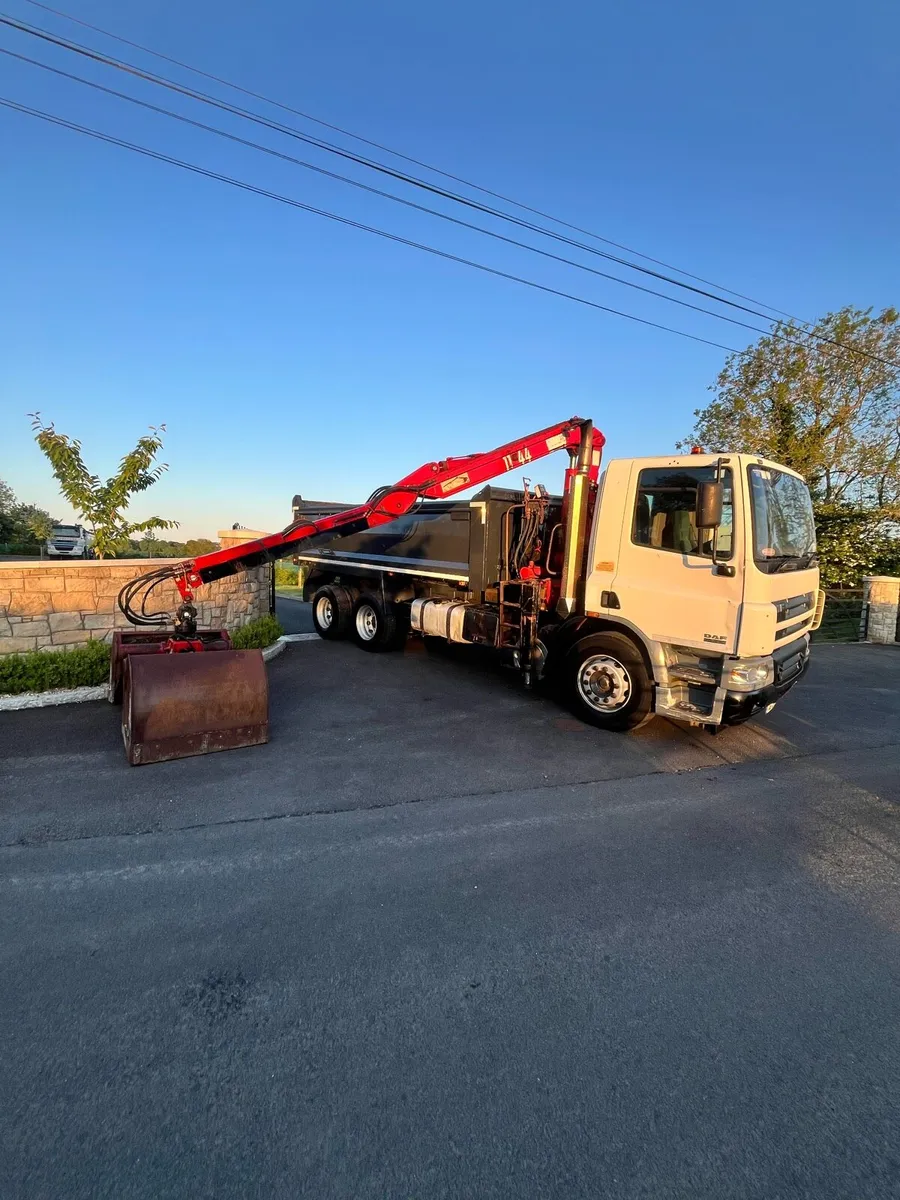 Clamshell hiab - Image 1