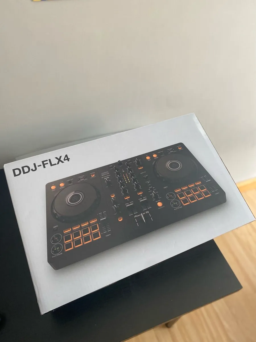 DDJ Flx4 - Image 3