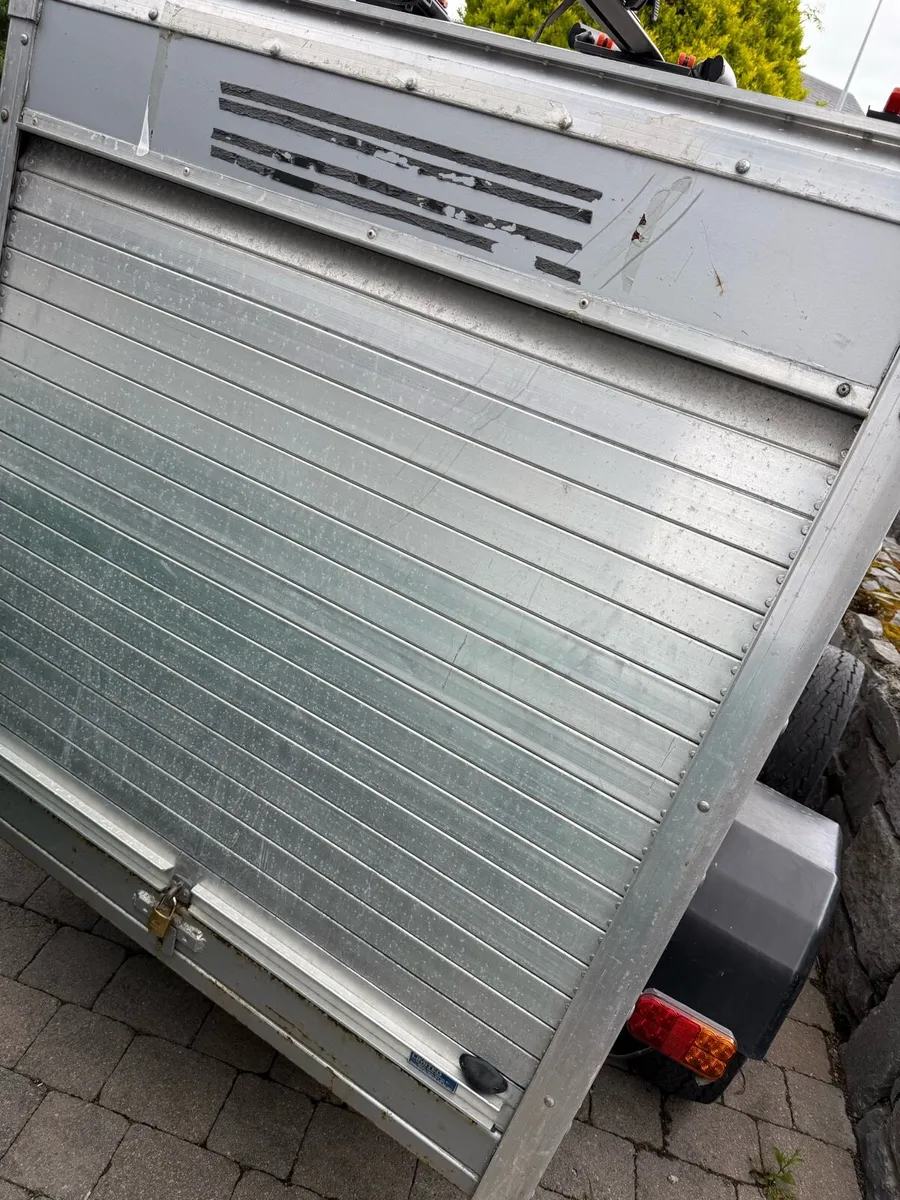 Camping trailer - Image 4