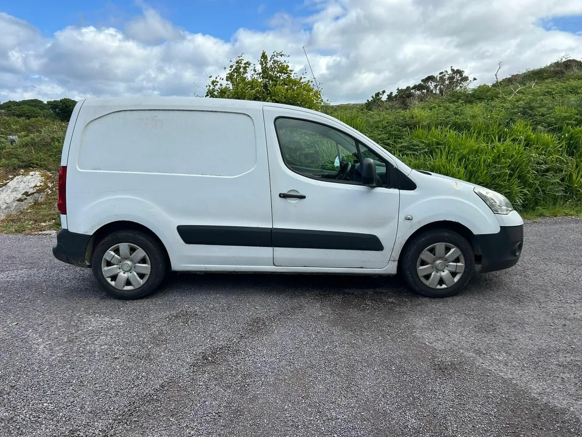 Citroen Berlingo 2011 - Image 2