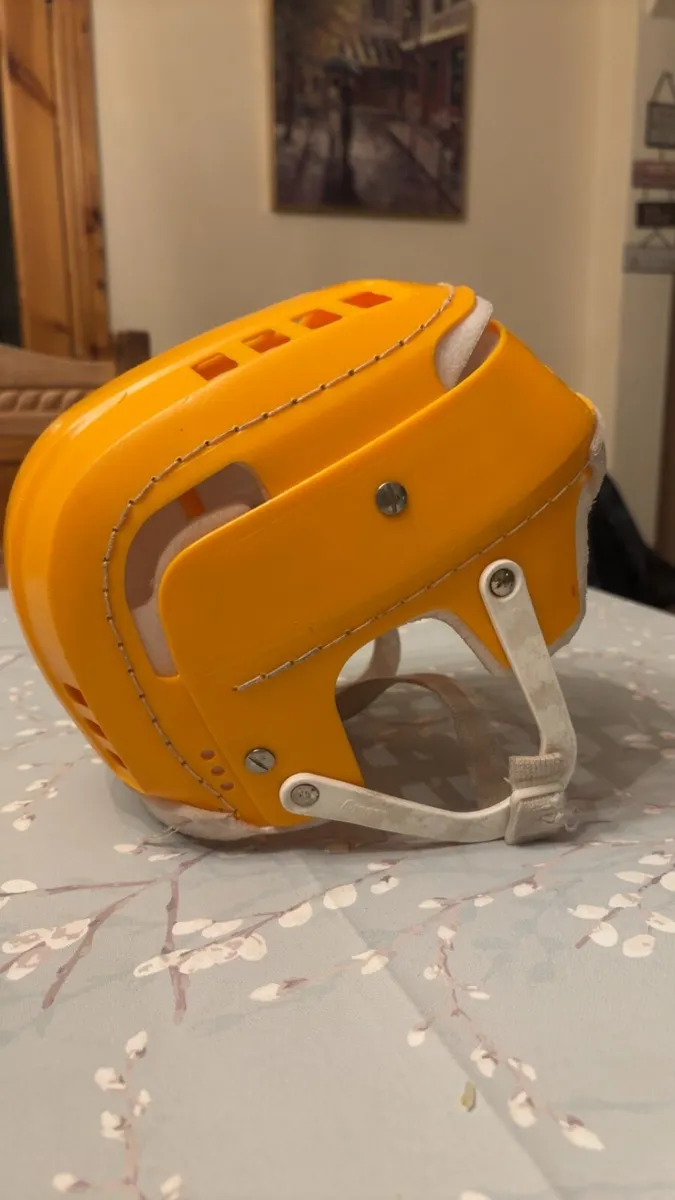 Oldstyle cooper helmet - Image 3