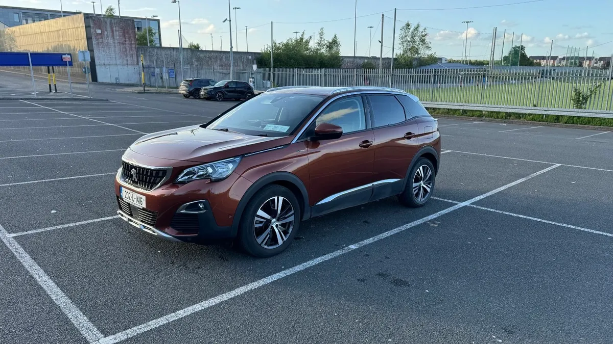 PEUGEOT 3008 ALLURE 1.6 PHEV 225 FWD A AUTO 6 - Image 1