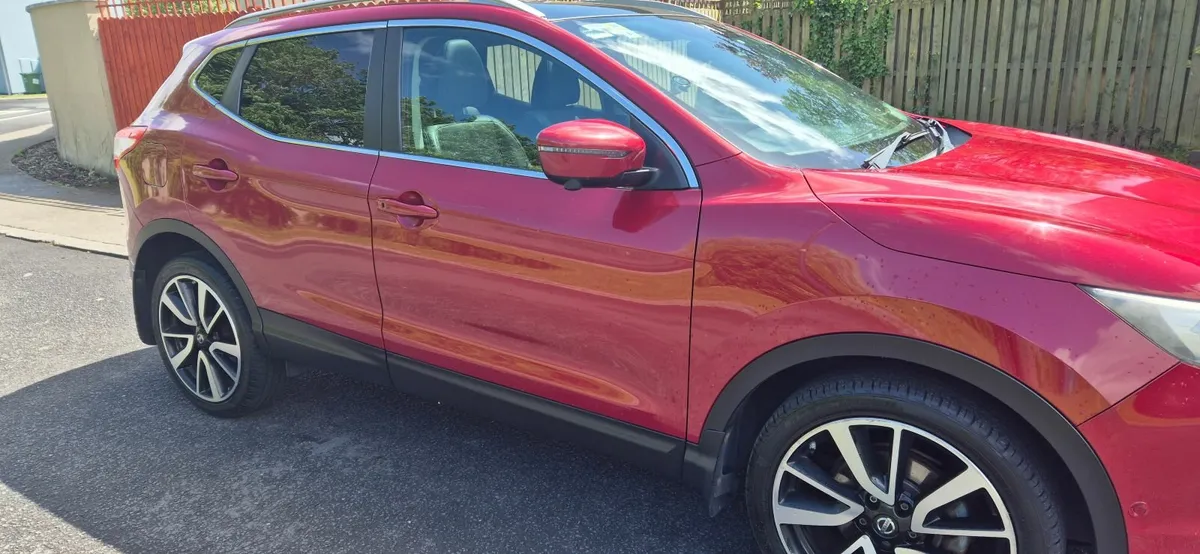 Nissan Qashqai 2015 - 1.6 Diesel  Top Spec New NCT - Image 1
