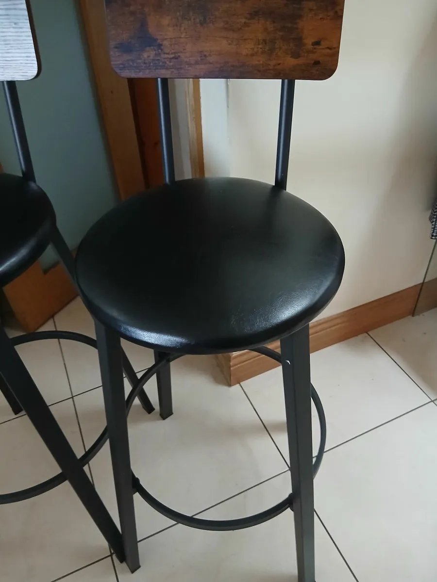 Counter stools - Image 1