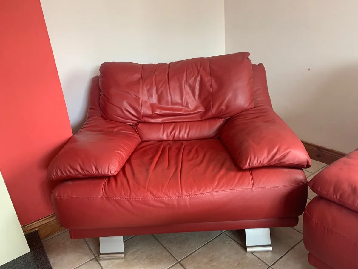 Suite of furniture - Image 2