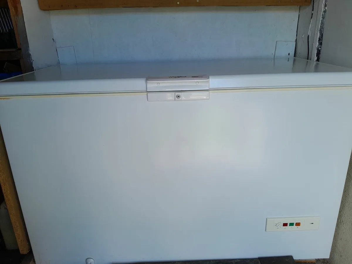 Larger chest freezer - Image 4