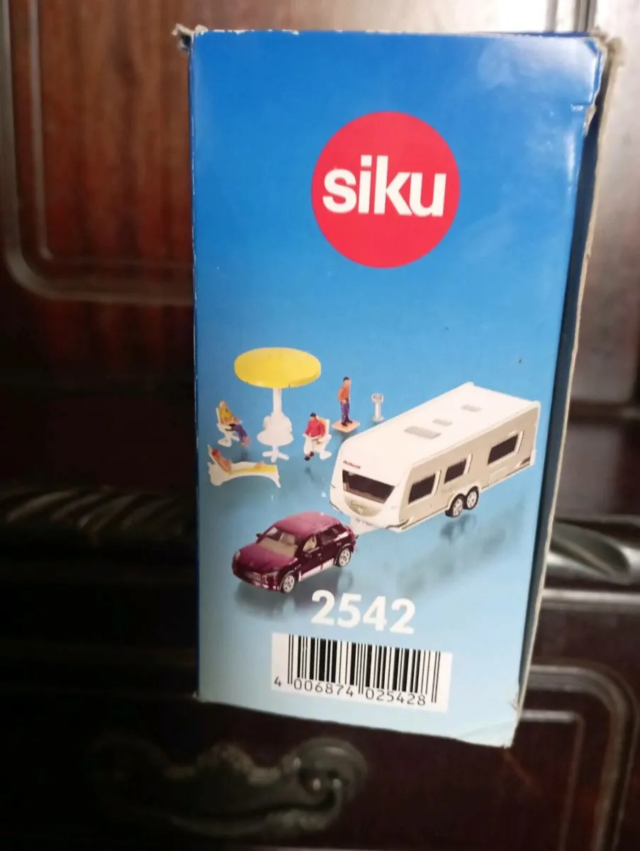 SIKU  2542 PKW MIT WOHNWAGEN CAR  WITH CARAVAN - Image 3