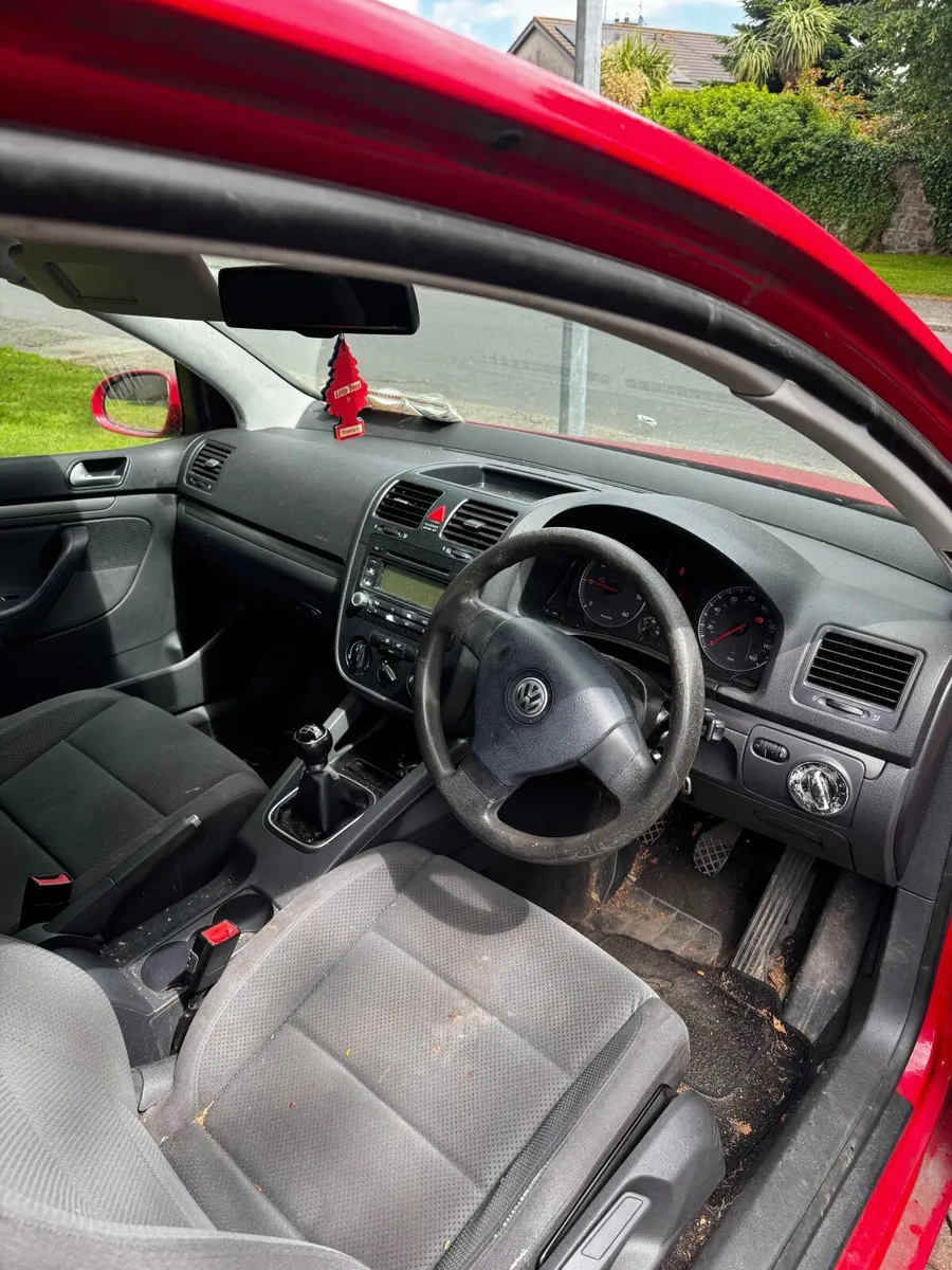 Volkswagen Golf 2005 - Image 3