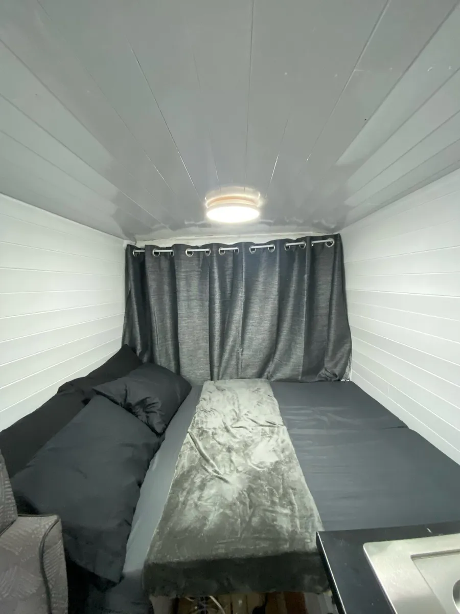Campervan - Image 3