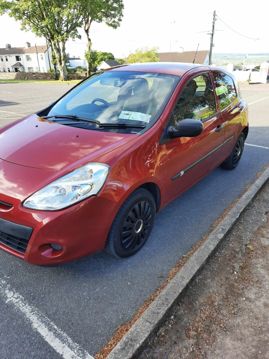 Renault Clio 2012 LongNCT/TAX/FullService - Image 2