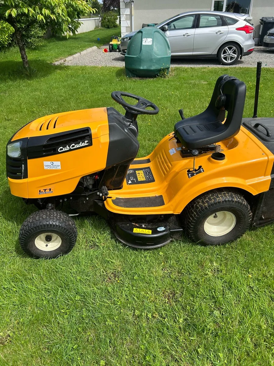 Ride on lawnmower - Image 3