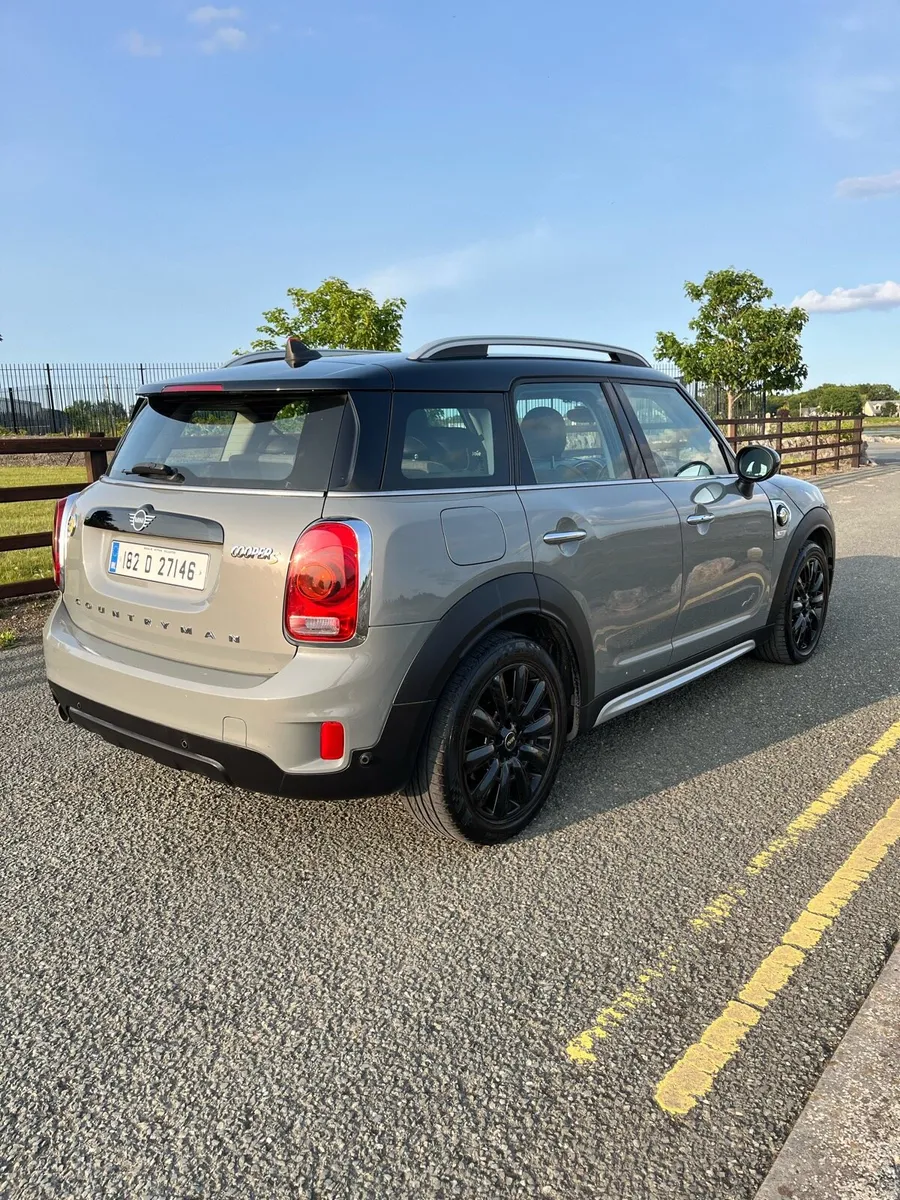 Mini Countryman Cooper SE All4 PHEV - Image 4